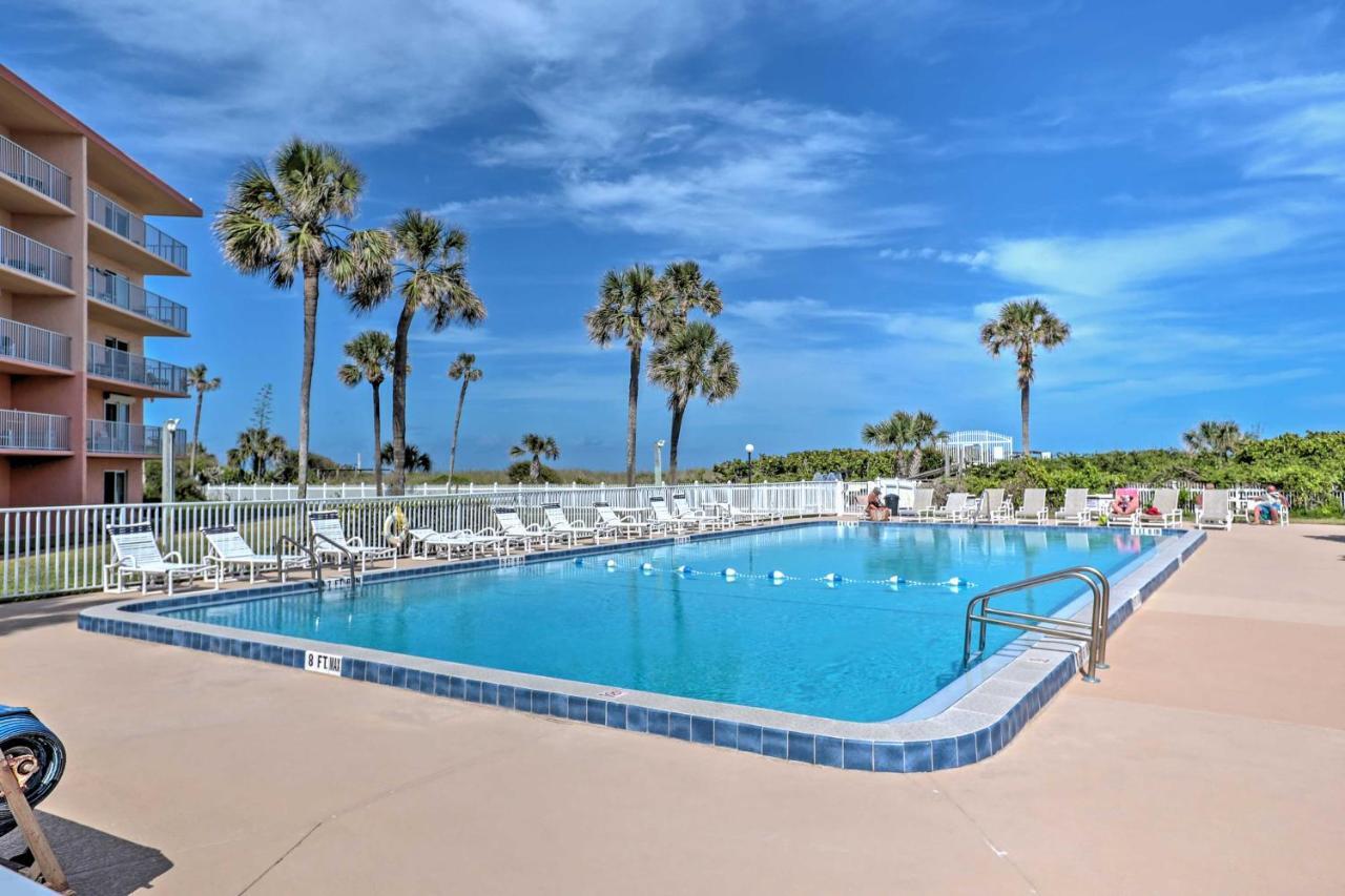 Oceanfront Cocoa Beach Condo With View Walk To Pier Bagian luar foto