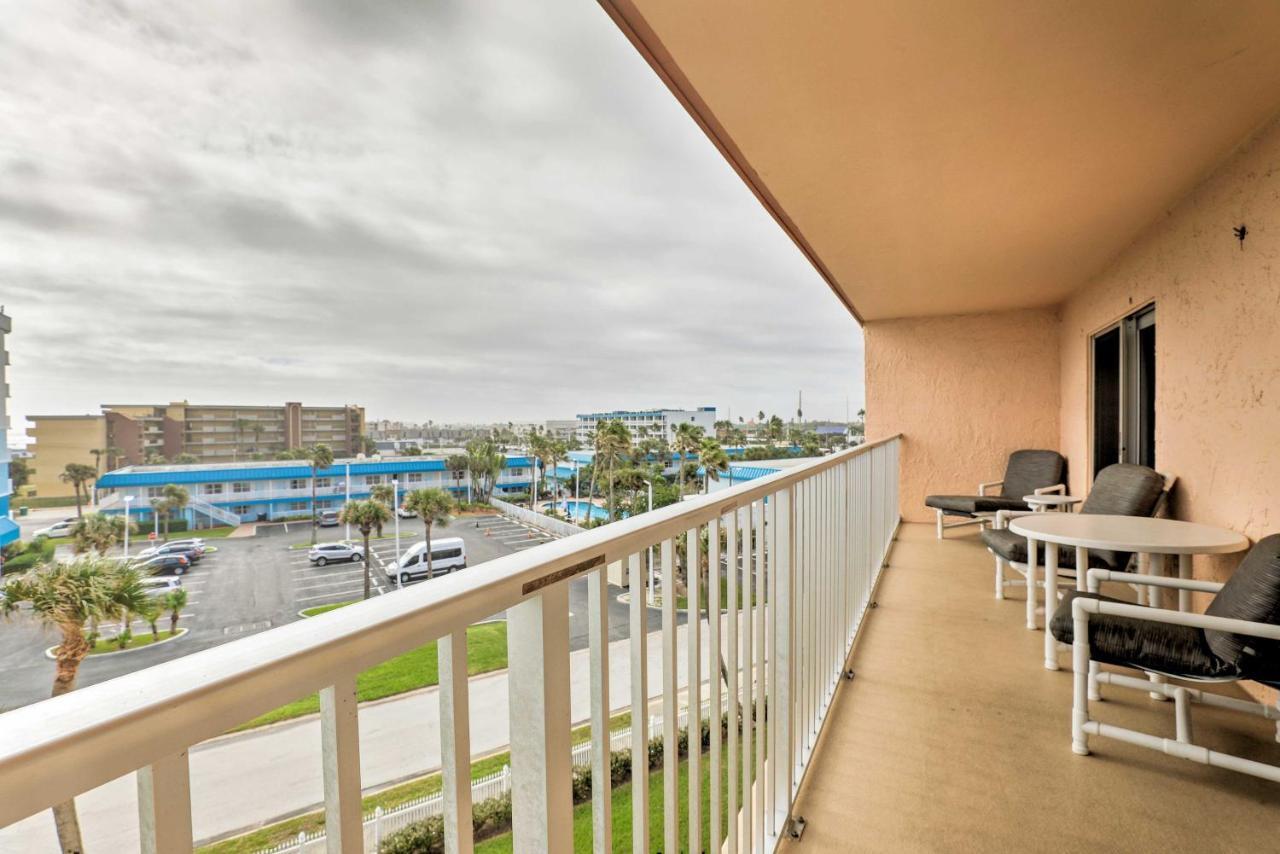 Oceanfront Cocoa Beach Condo With View Walk To Pier Bagian luar foto