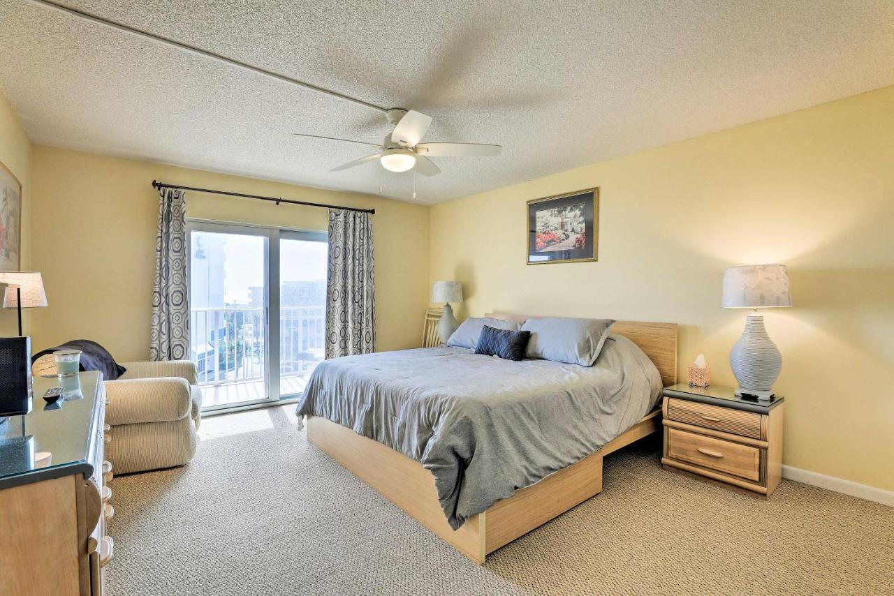 Oceanfront Cocoa Beach Condo With View Walk To Pier Bagian luar foto